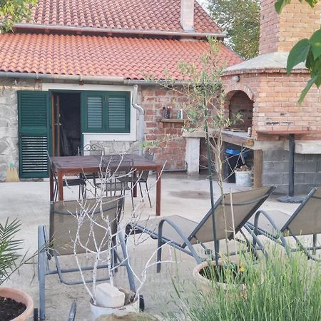 Stone House Vlasta Drnis Luaran gambar