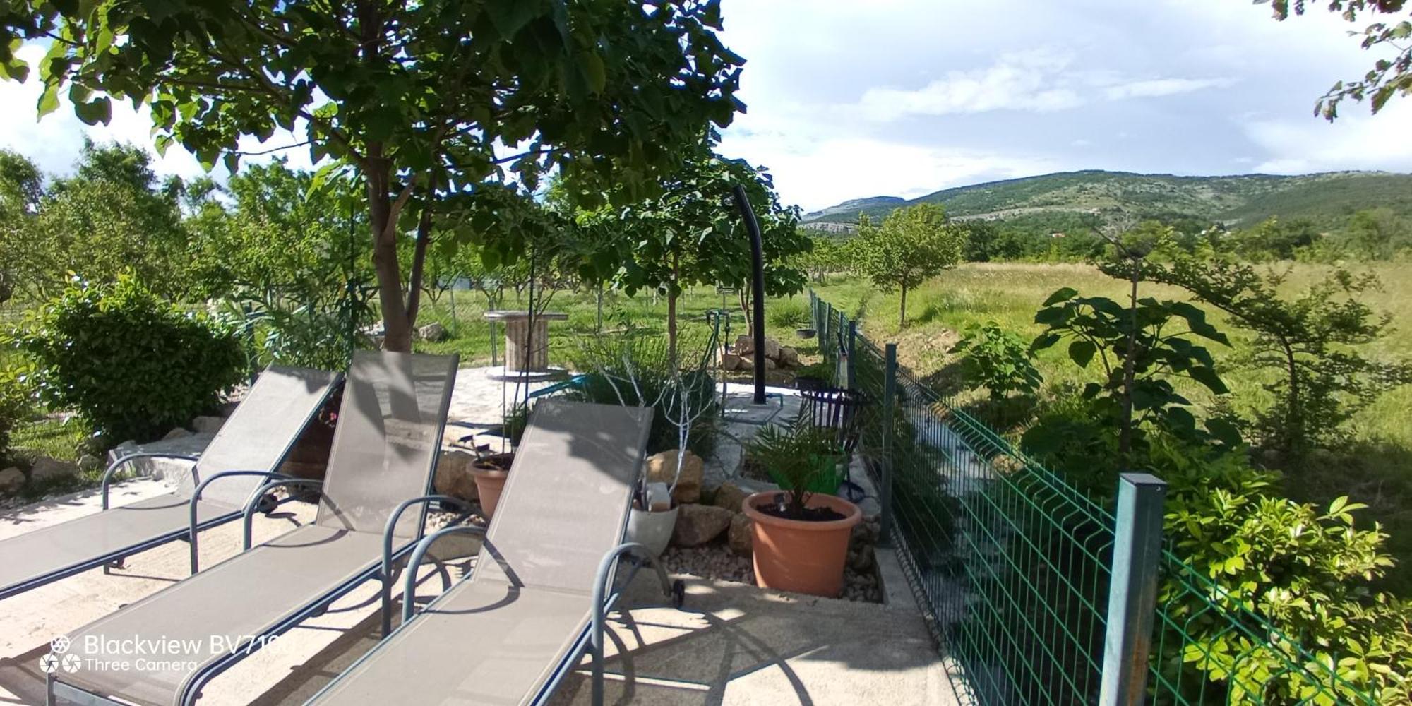Stone House Vlasta Drnis Luaran gambar