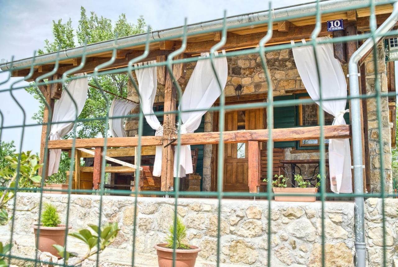 Stone House Vlasta Drnis Luaran gambar