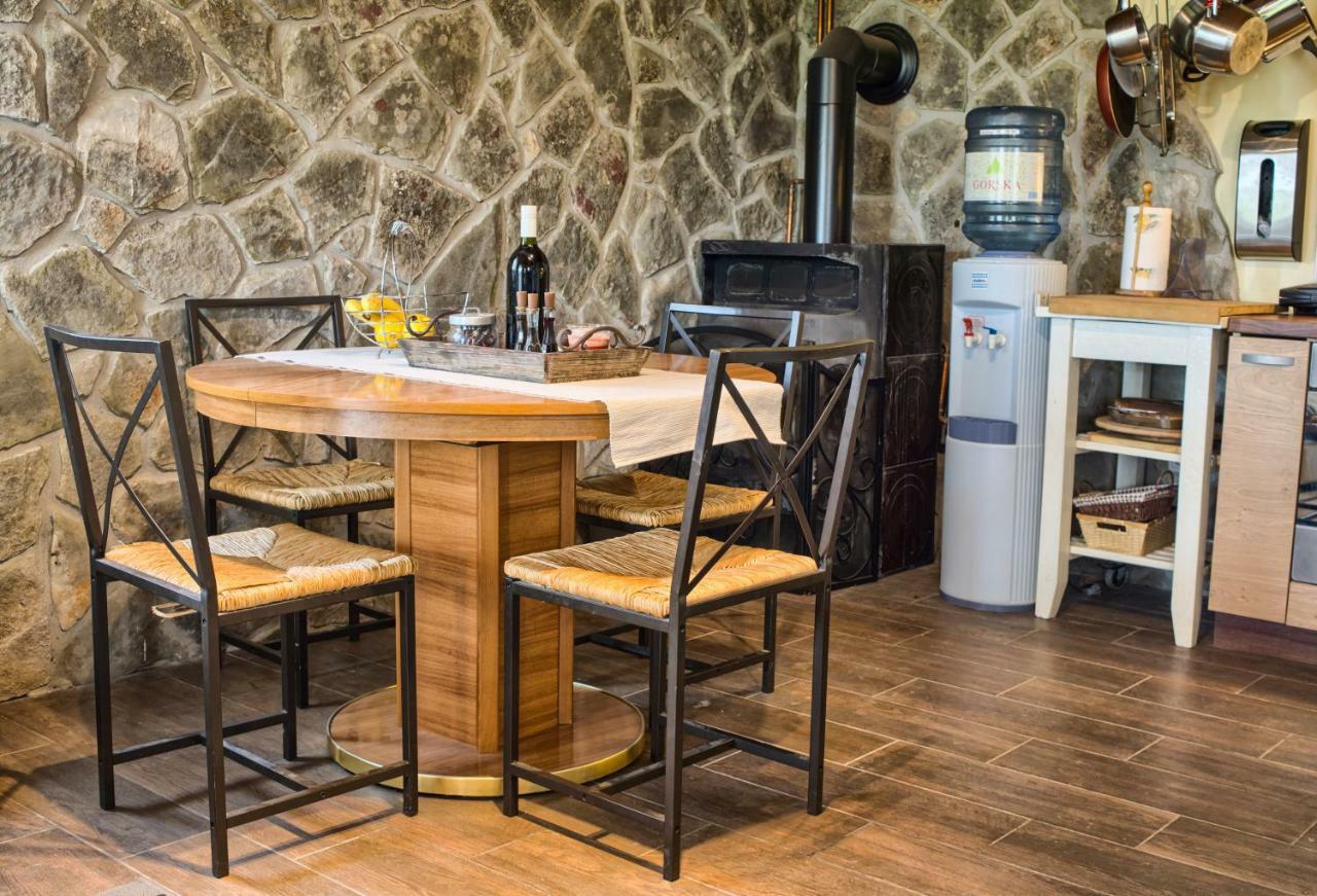 Stone House Vlasta Drnis Luaran gambar